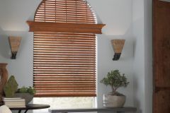 Fixed Arch with Wood blinds