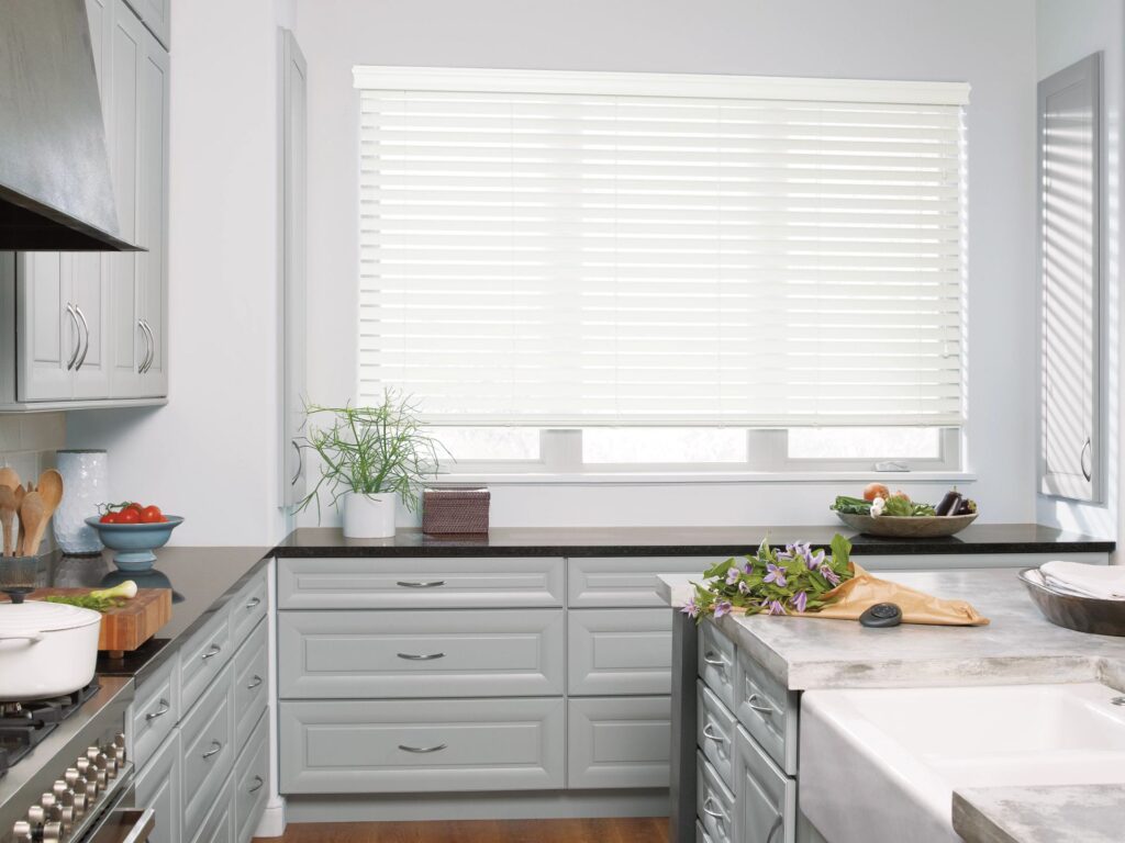 Hunter Douglas Everwoods