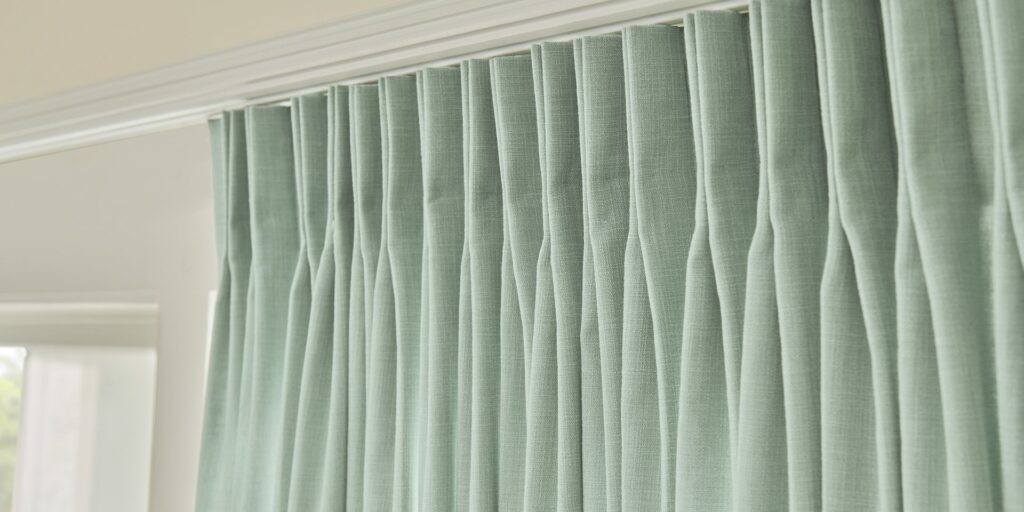 2 Finger Pinch Pleat Drapery